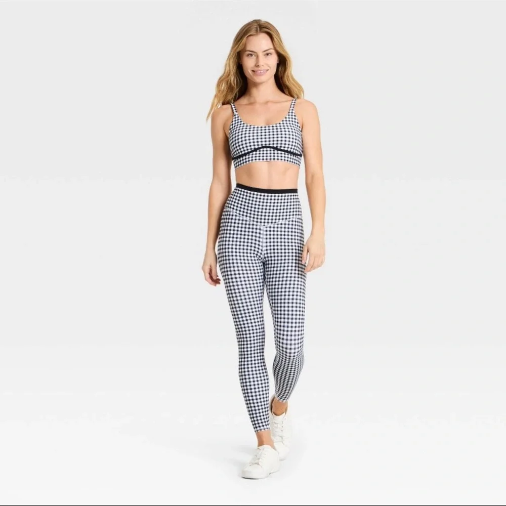 JoyLab™ Women's Piped Sports Bra - Black/White XS - Picture 3 of 11